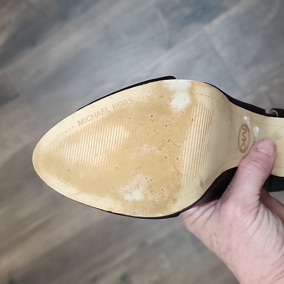 Michael Kors Peep Toe Heels sz 8 - Picture 6 of 9